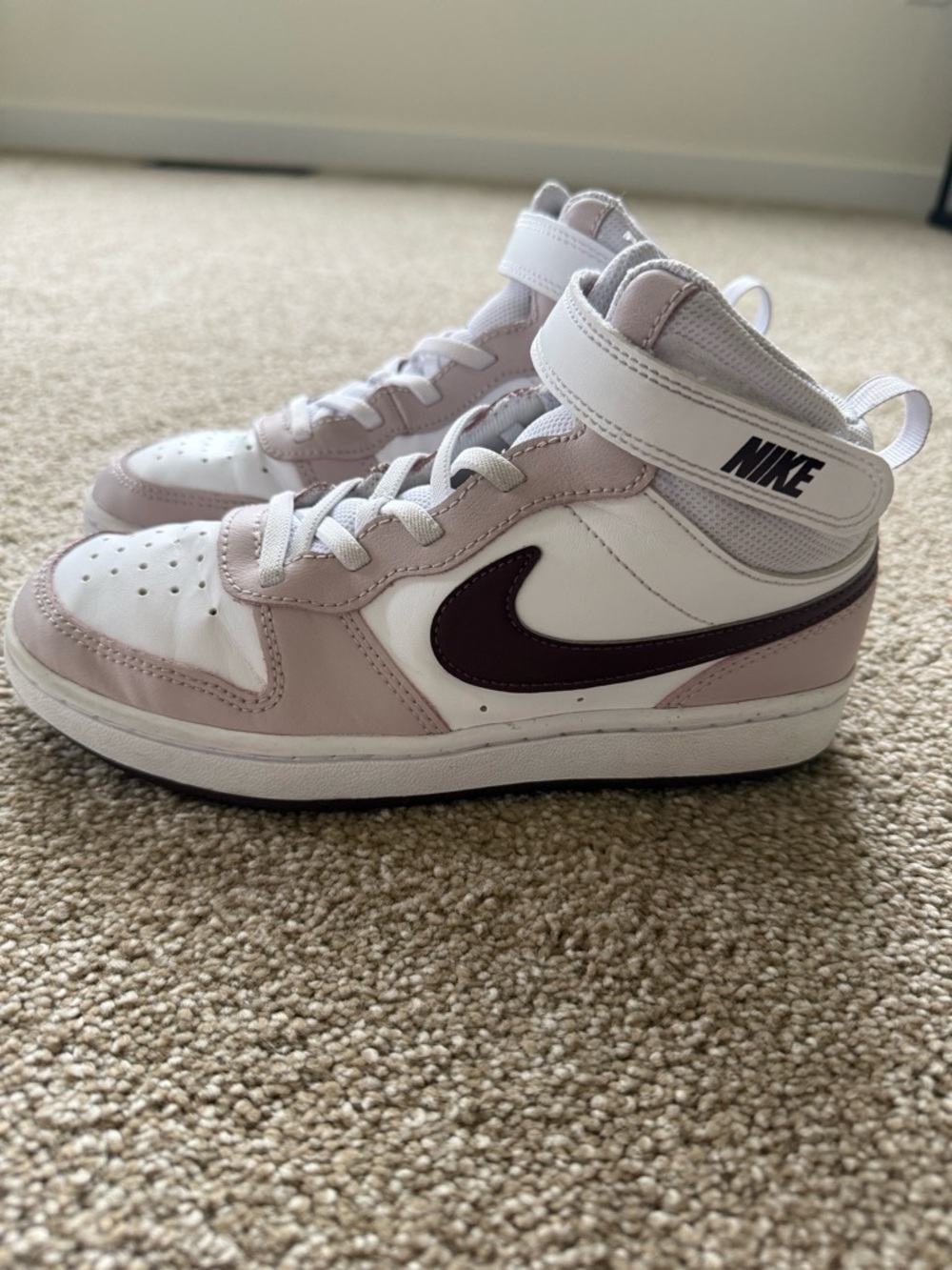 Nike Kids Court Borough Mid high top Sneakers in Burgundy Crush
